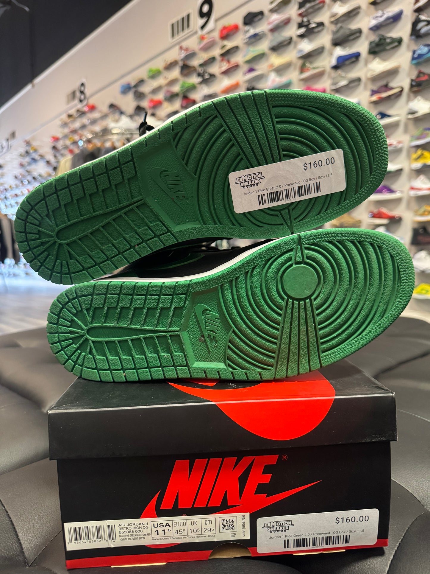 Jordan 1 Pine Green 2.0 / Preowned