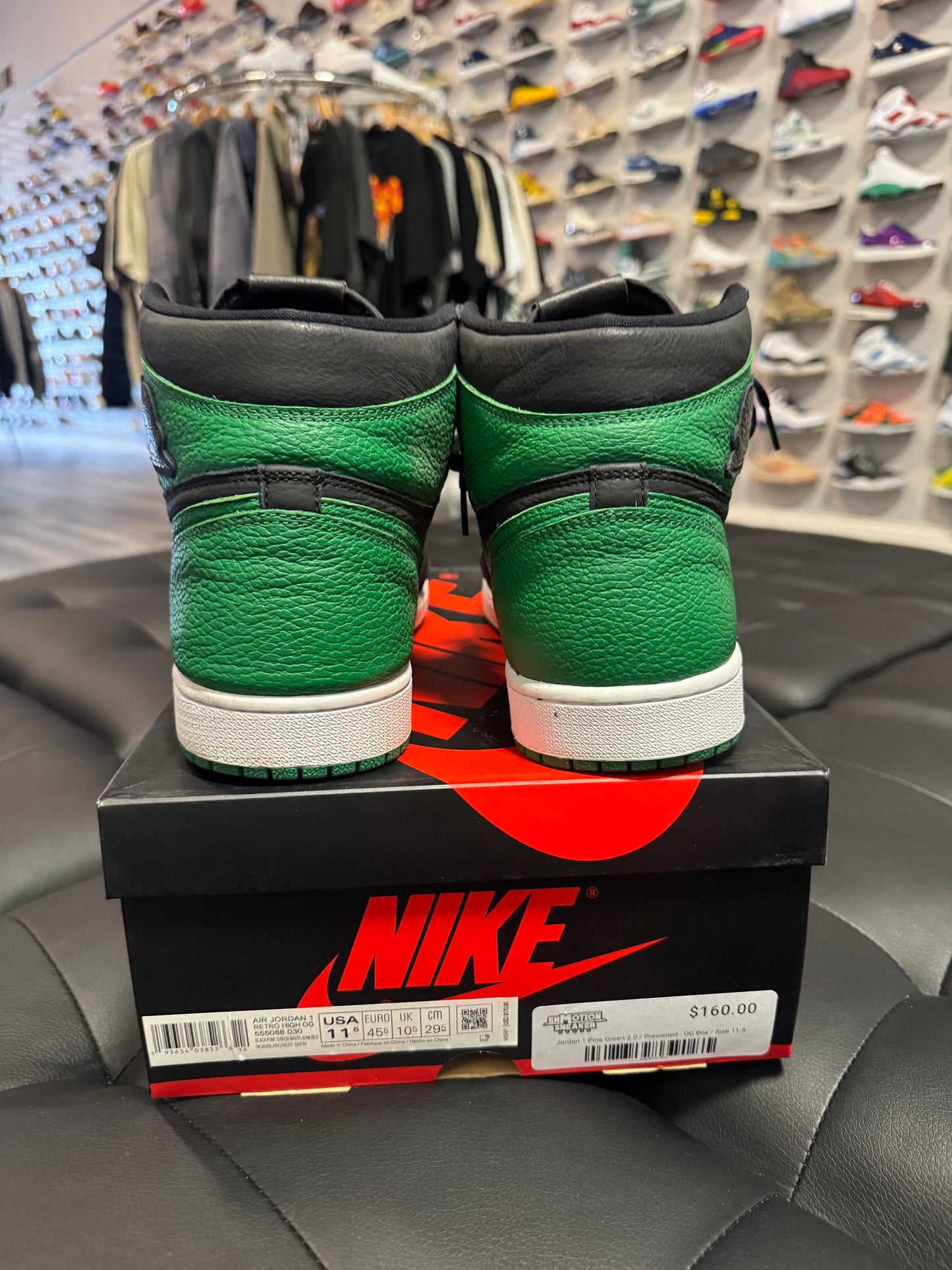 Jordan 1 Pine Green 2.0 / Preowned