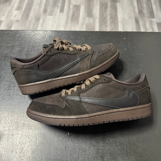 Jordan 1 Low Travis Scott Velvet Brown / Preowned