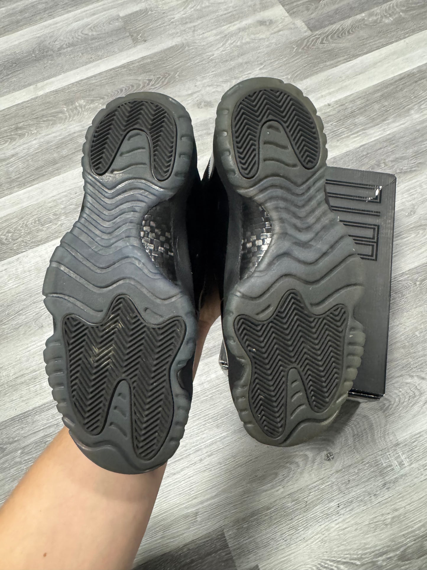 Jordan 11 Cap and Gown / Preowned