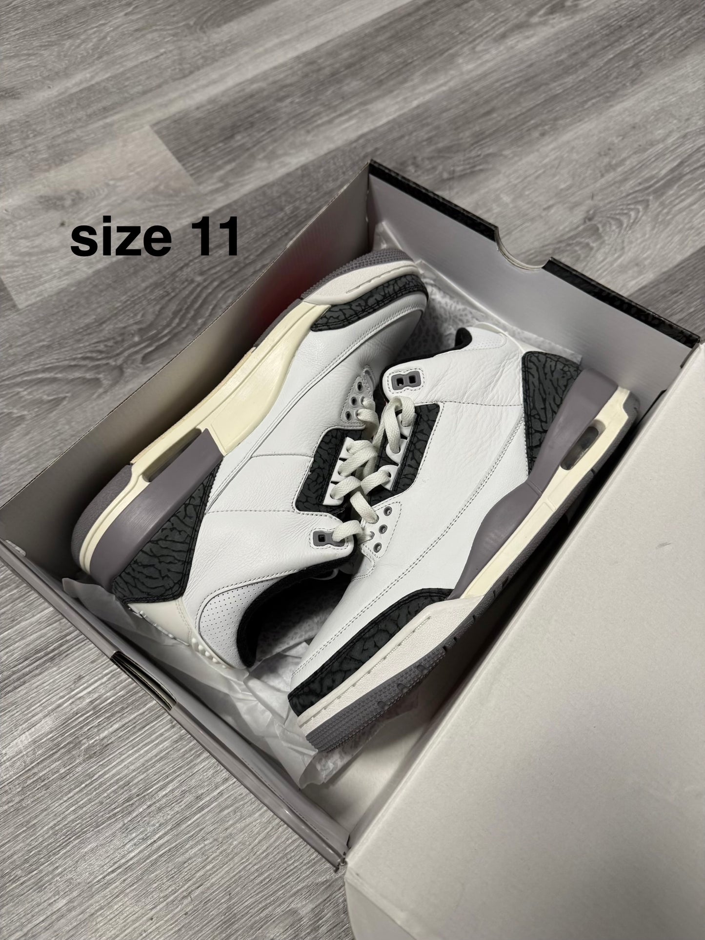 Jordan 3 Cement Grey / Preowned