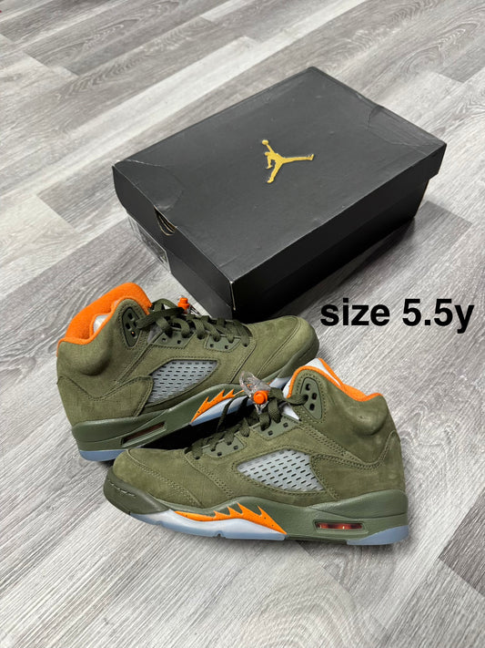 Jordan 5 Olive / Preowned