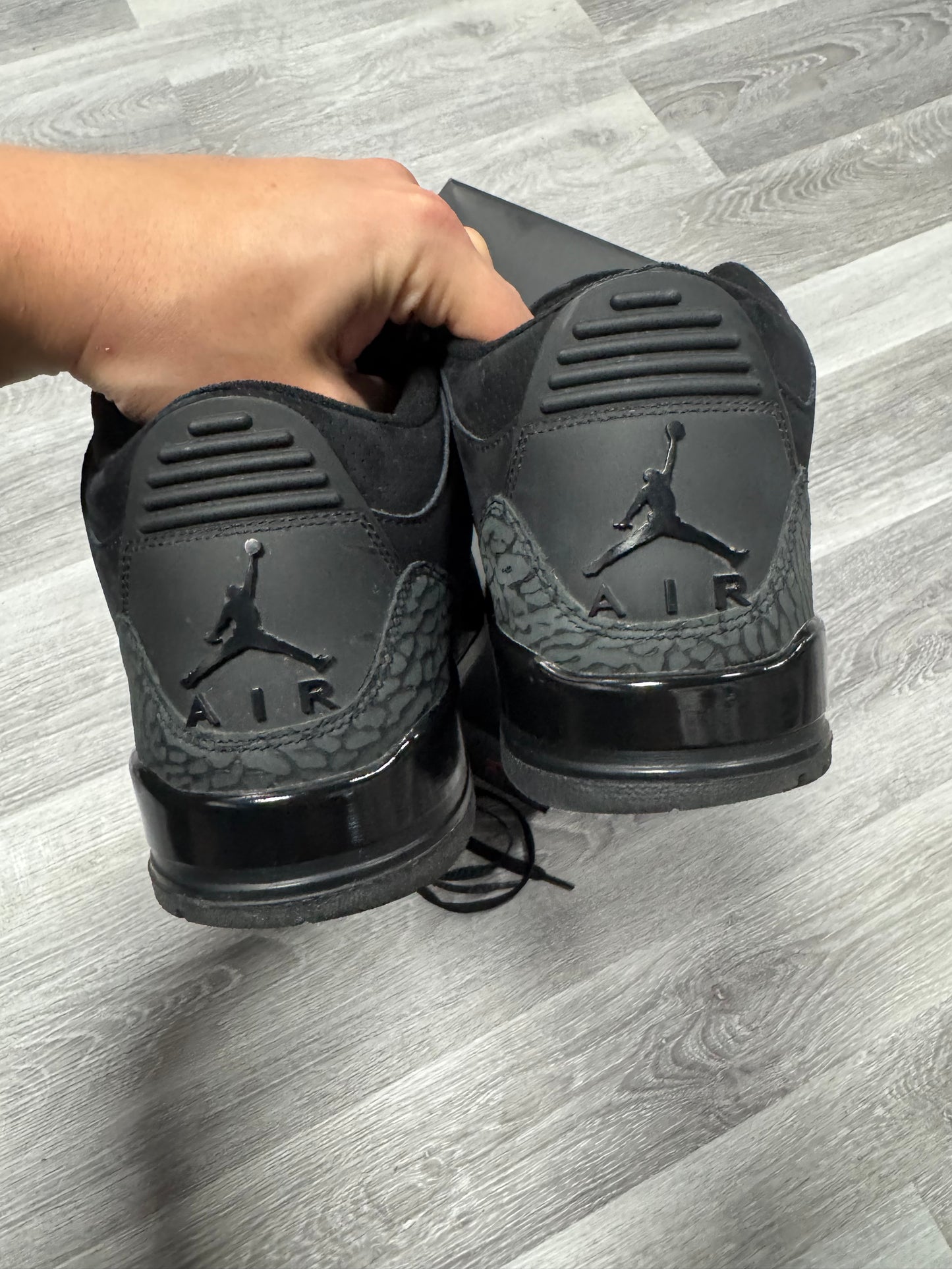 Jordan 3 Black Cat / Preowned