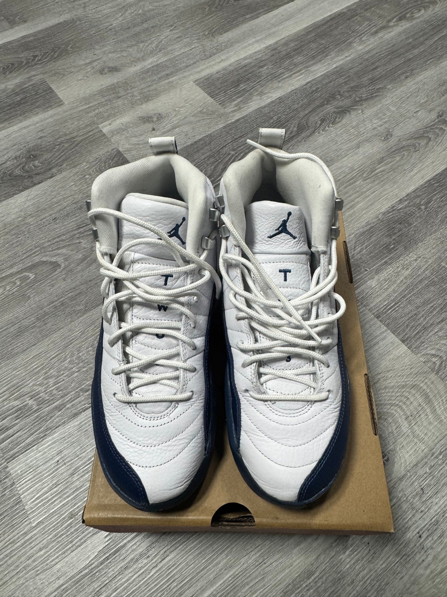 Jordan 12 French Blue / Preowned
