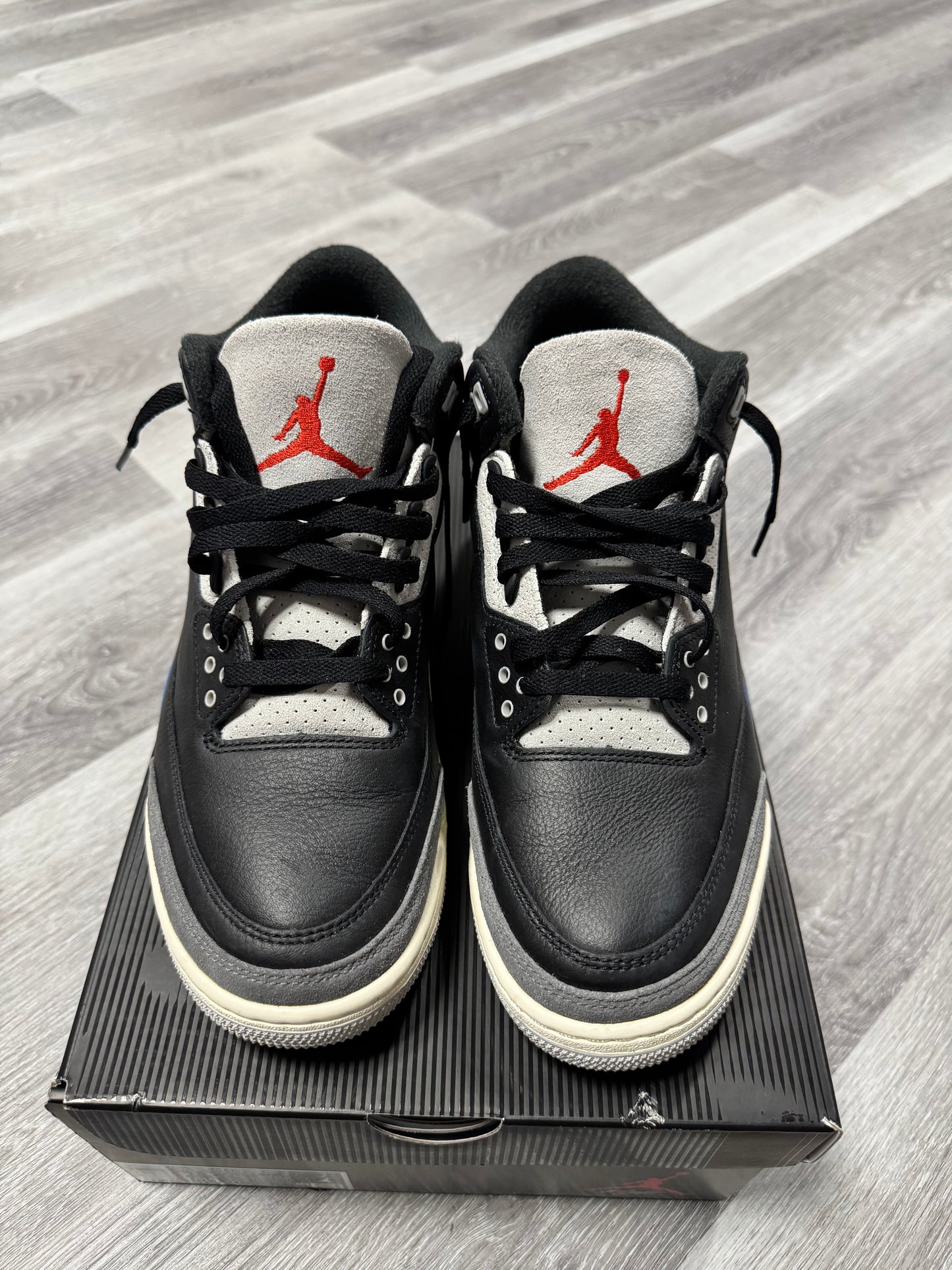 Jordan 3 Rare Air / Preowned