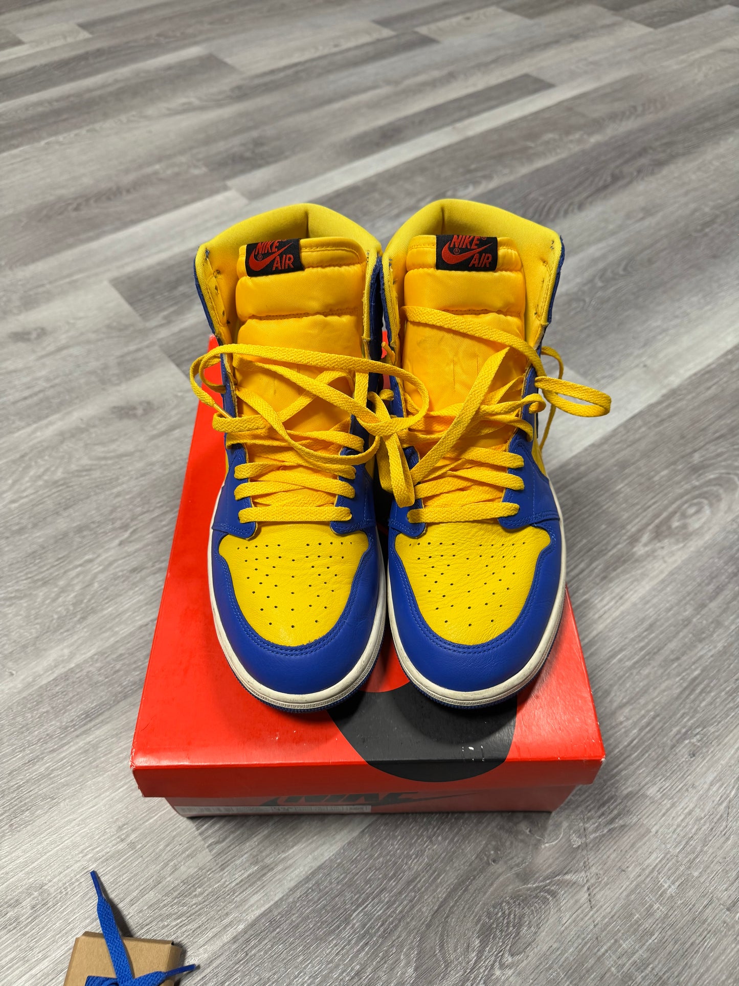 Jordan 1 Laney / Preowned