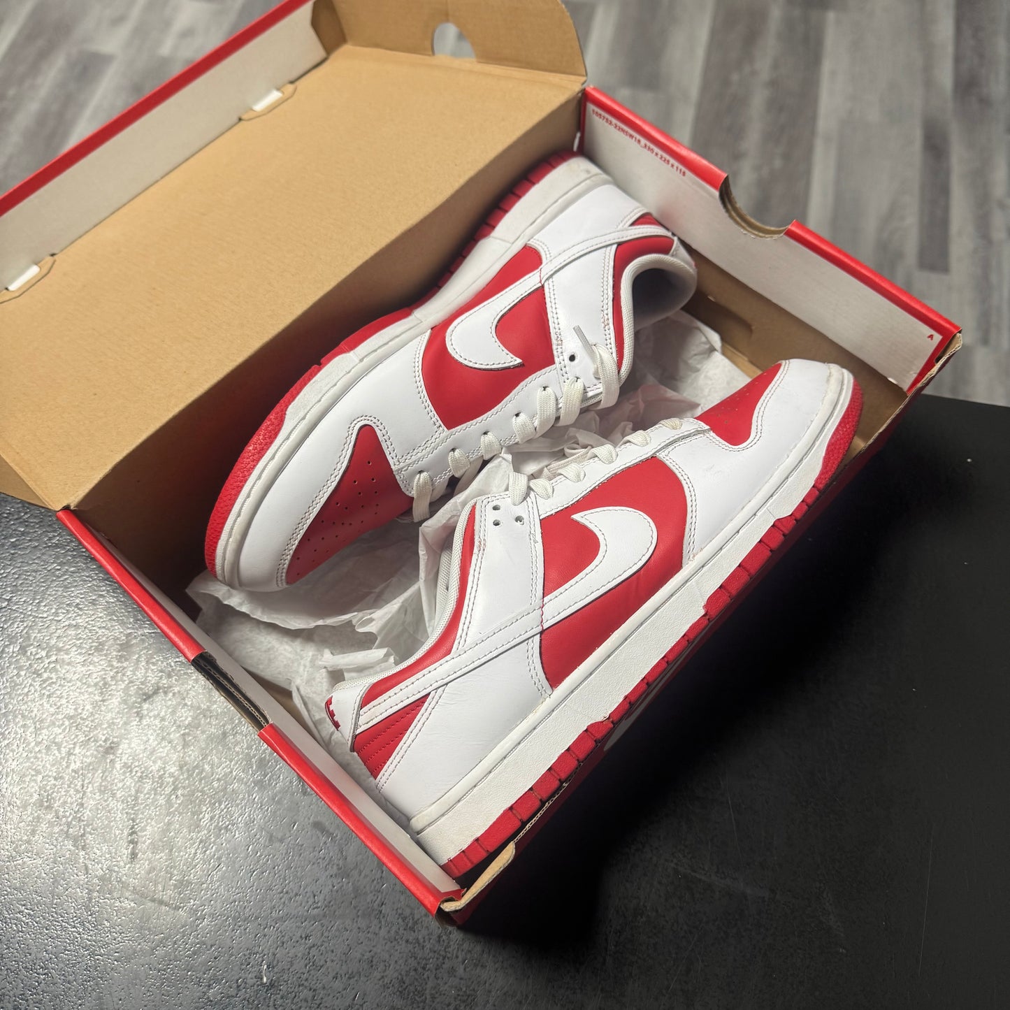 Dunk Low University Red / Preowned