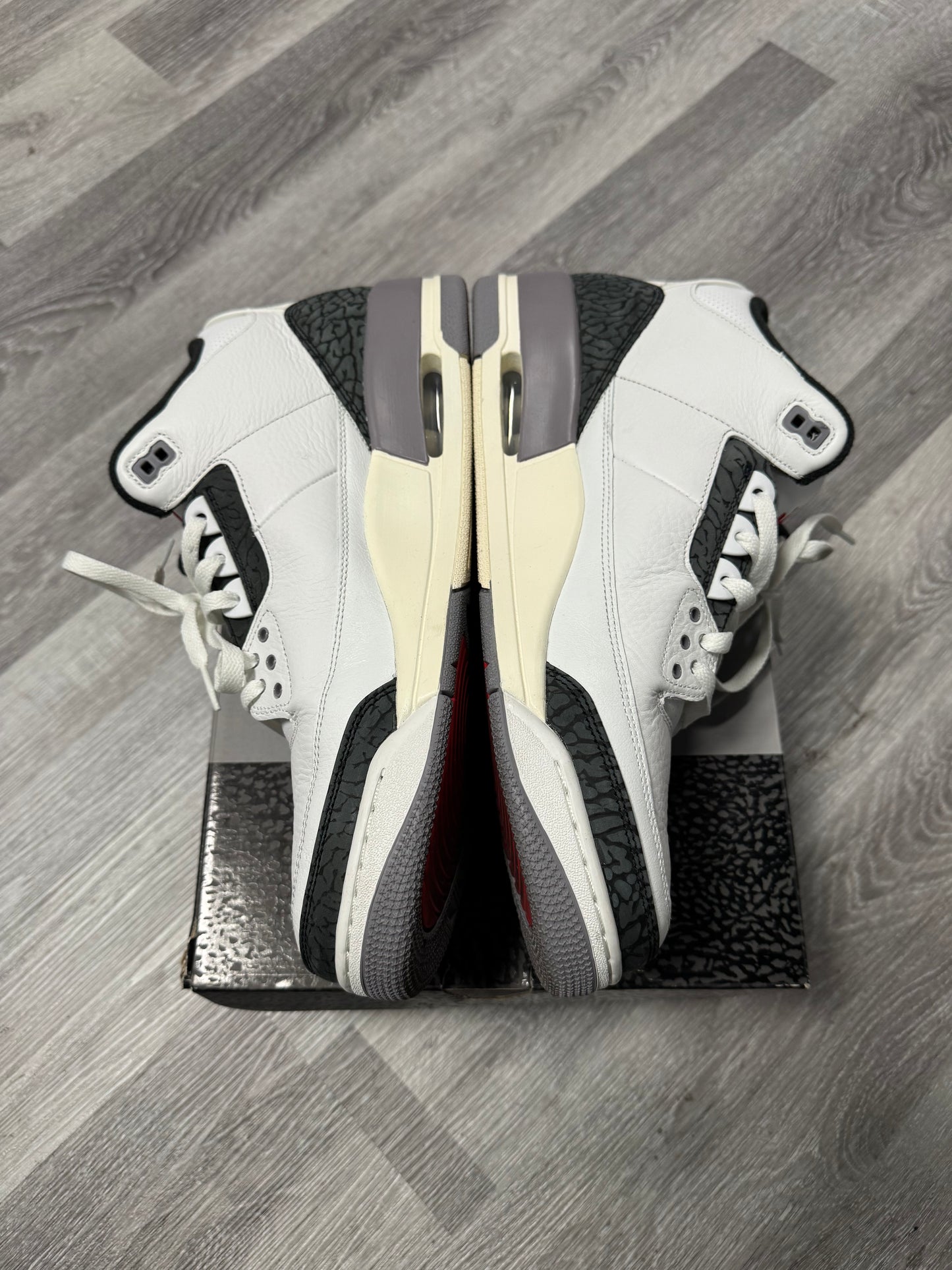 Jordan 3 Cement Grey / Preowned