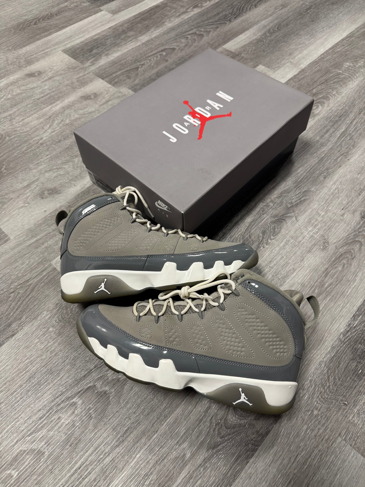 Jordan 9 Cool Grey / Preowned