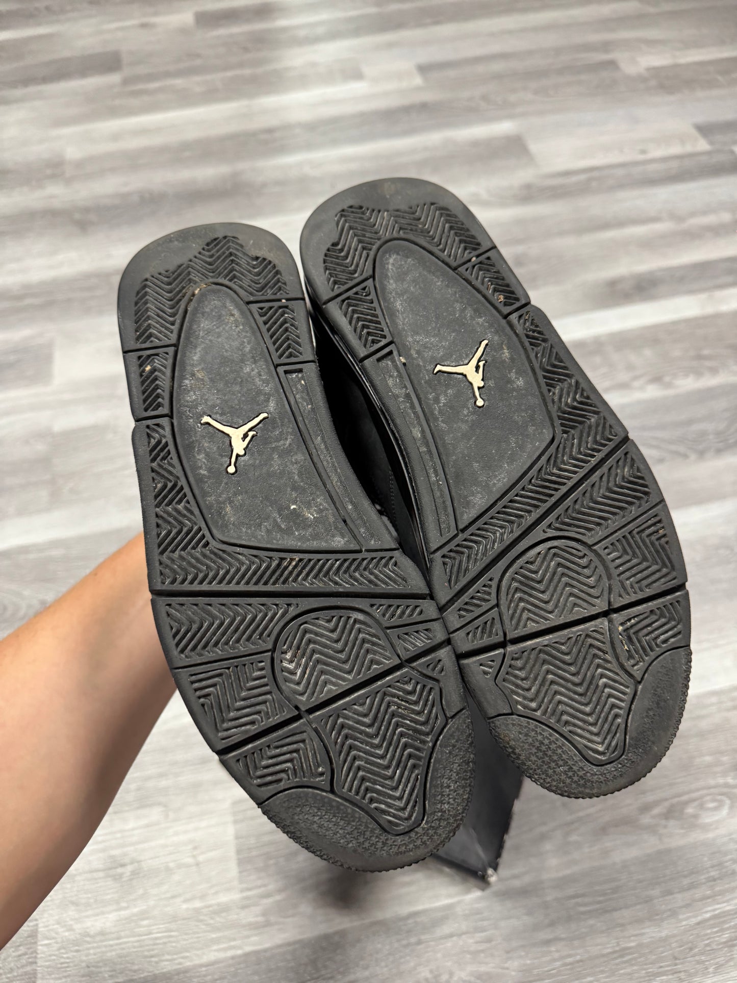 Jordan 4 Black Cat / Preowned