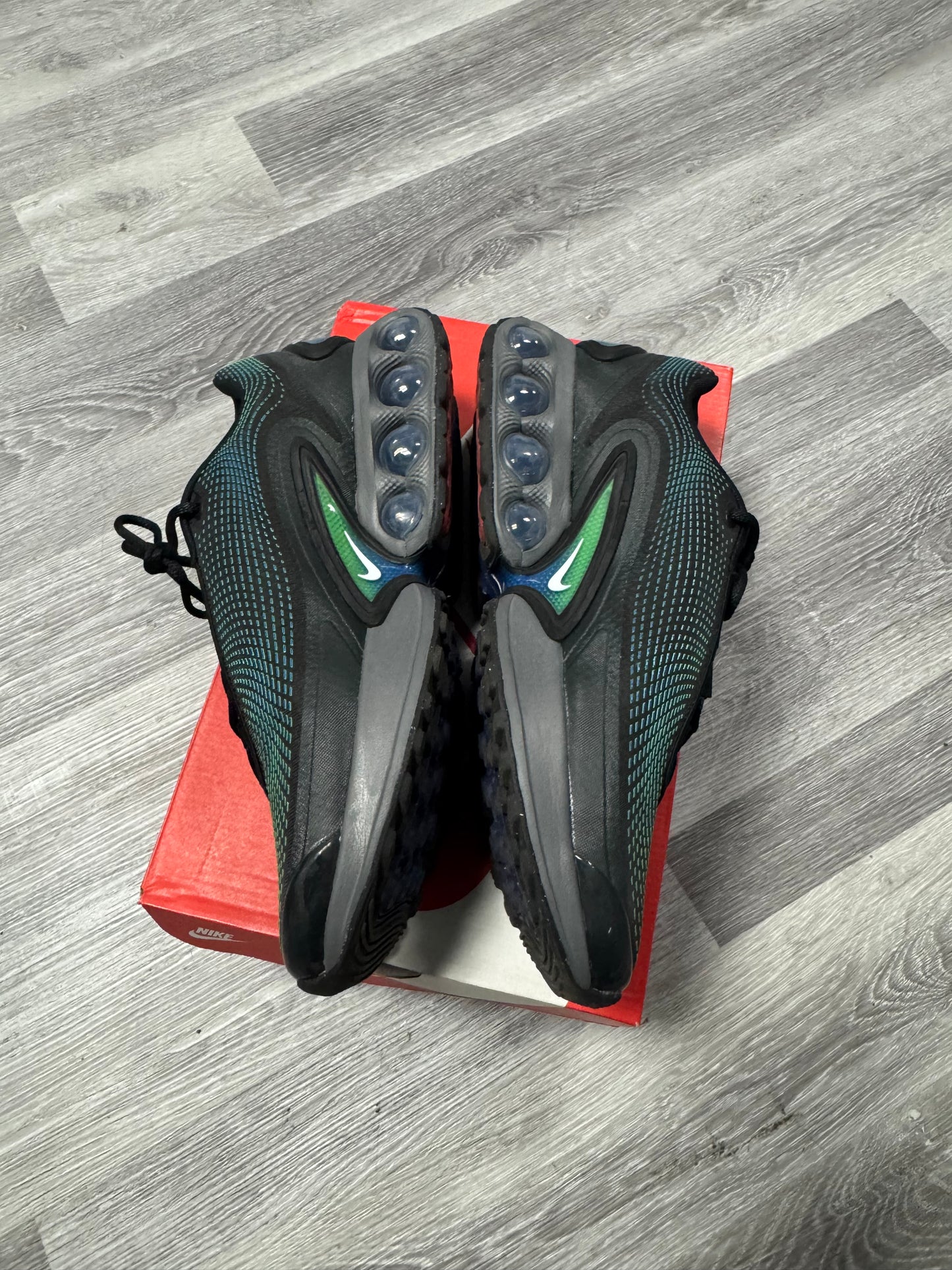 Air Max DN Rage Green / Preowned