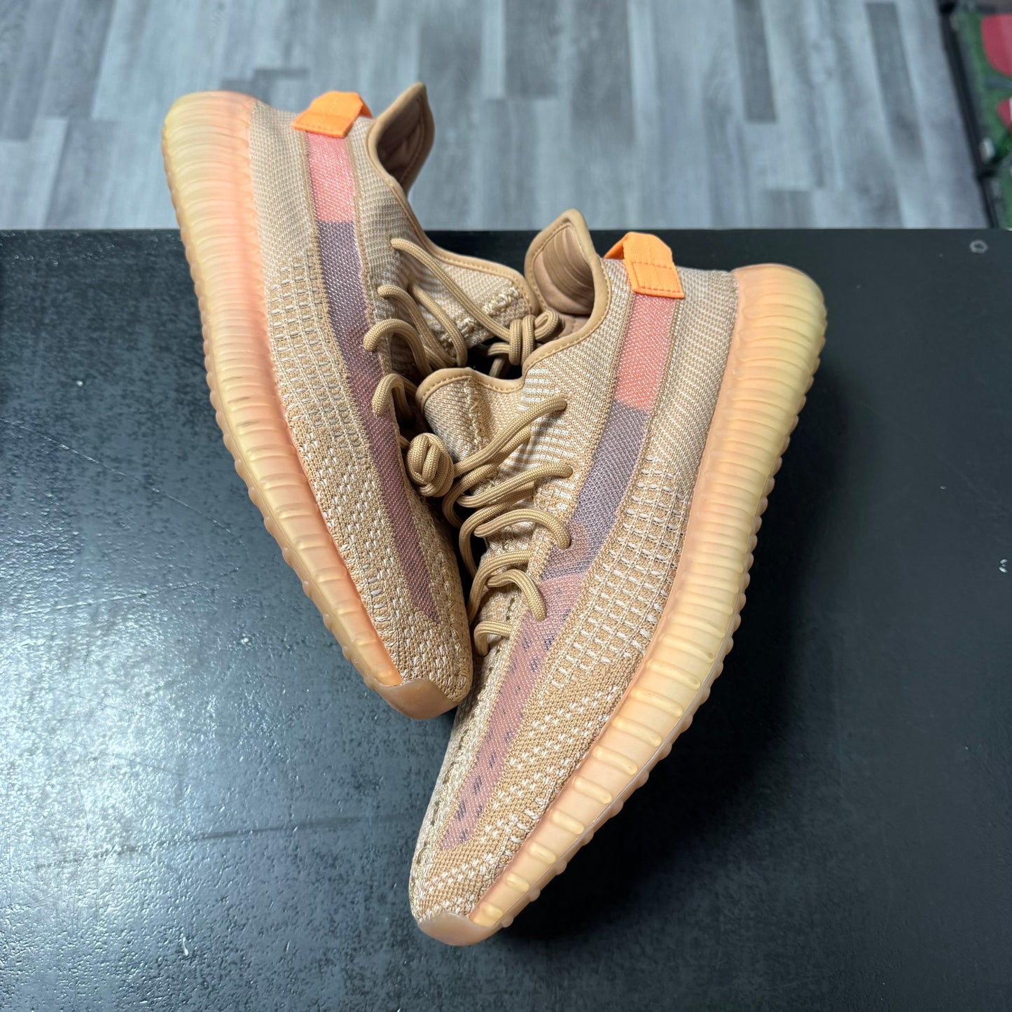 Yeezy 350 Clay / Preowned
