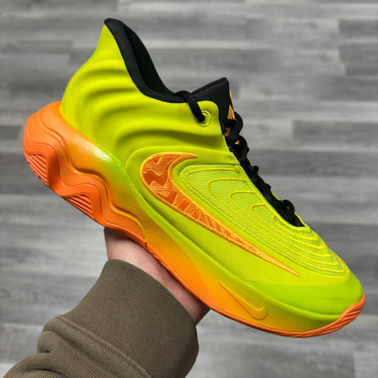 Nike Giannis Immortality 4 Halloween / Brand New