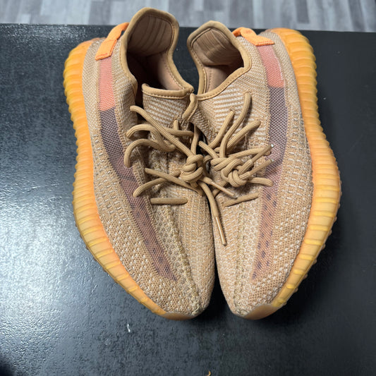 Yeezy 350 Clay / Preowned