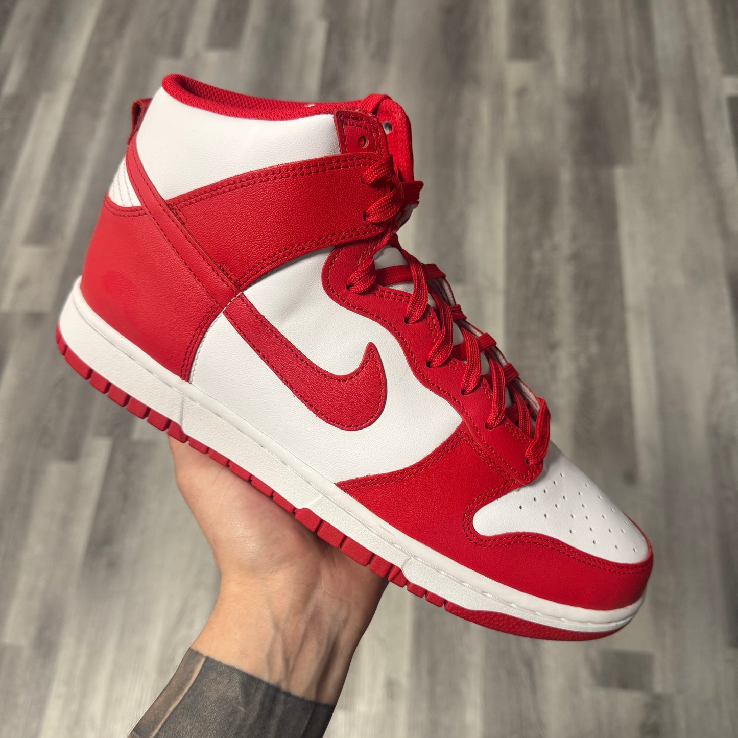 Dunk High Championship White Red / Brand New