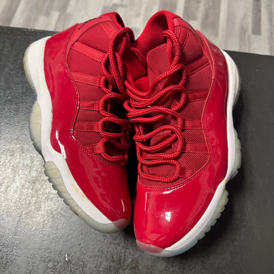 Jordan 11 Win Like '96 / Preowned