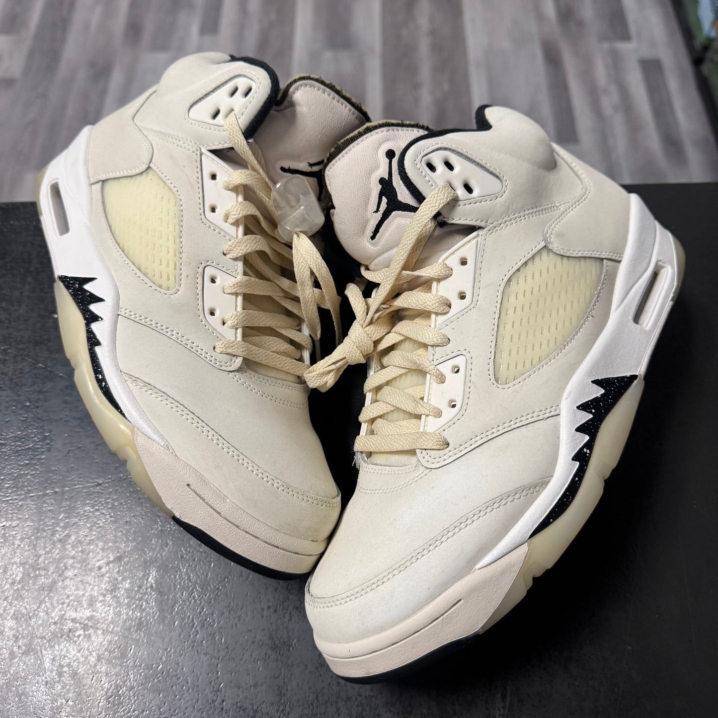 Jordan 5 Sail / Preowned