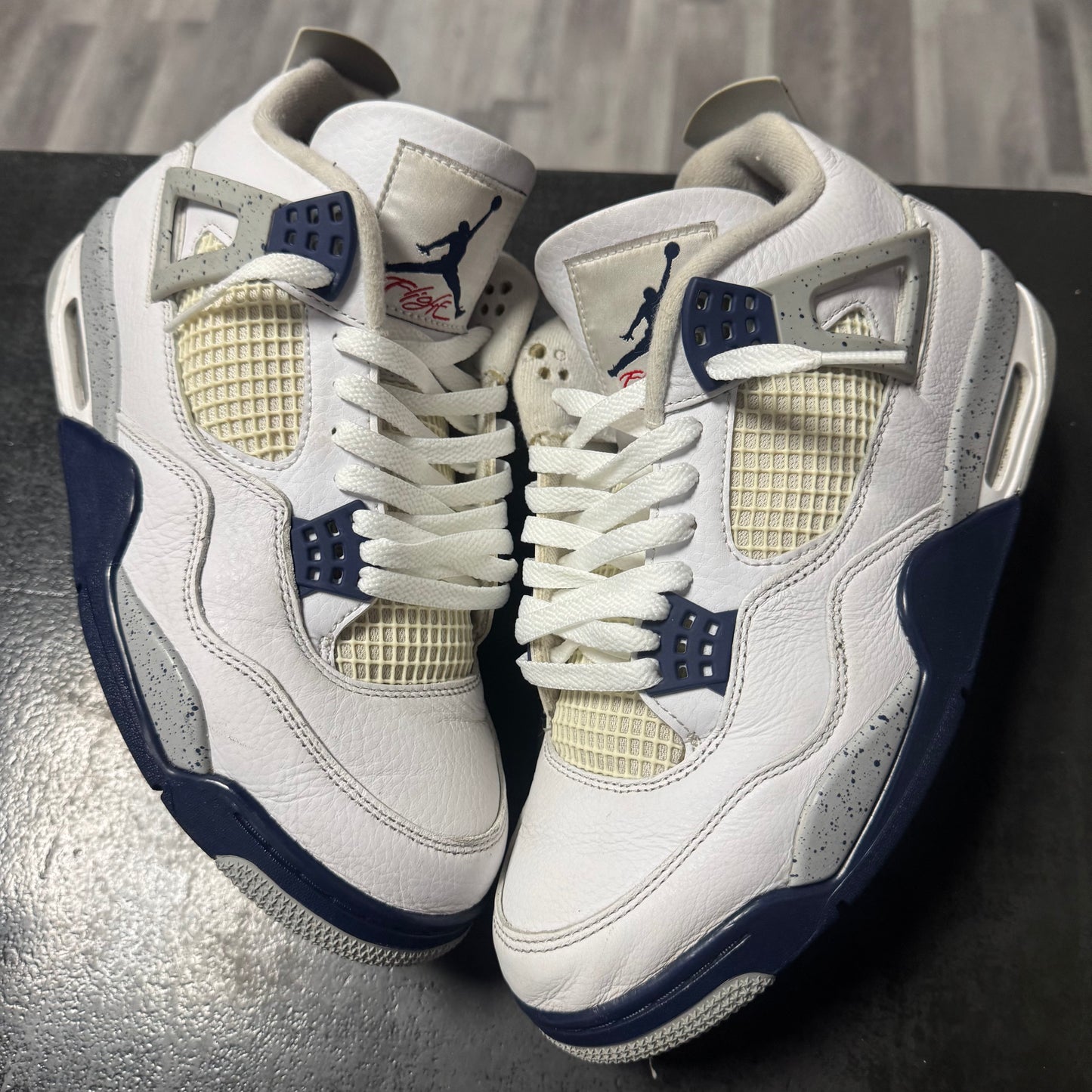 Jordan 4 Midnight Navy / Preowned