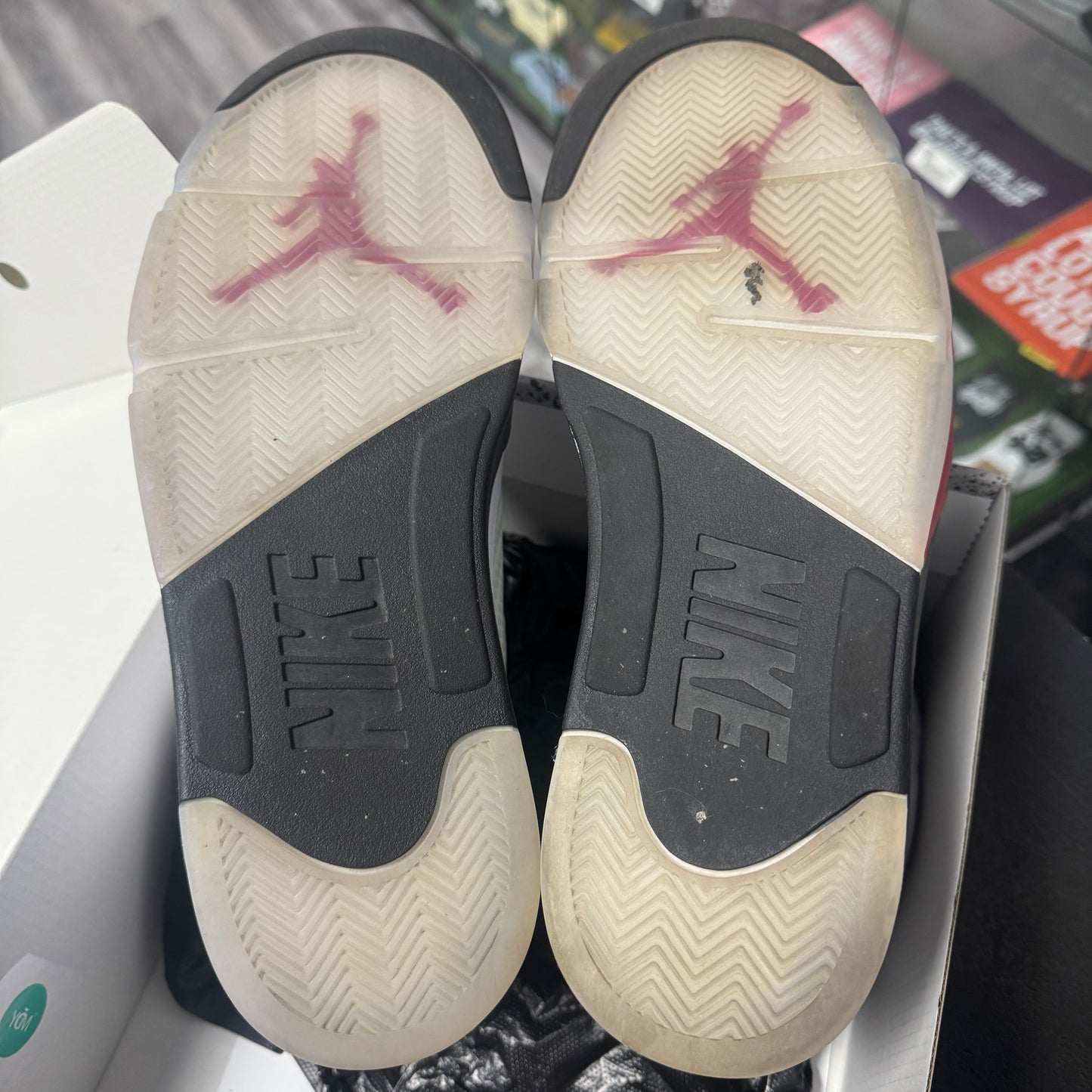 Jordan 5 Fire Red OG Silver Tongue / Preowned