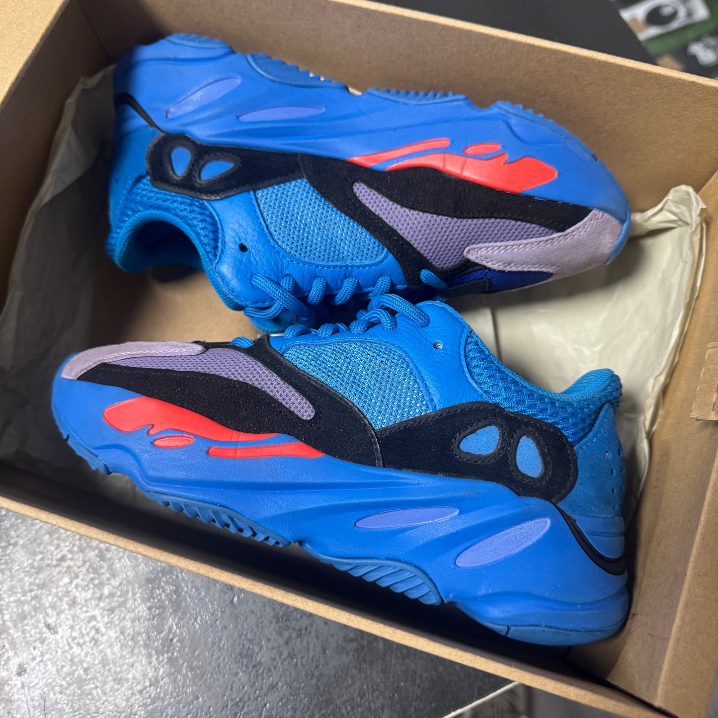 Yeezy 700 Hi Res Blue / Preowned
