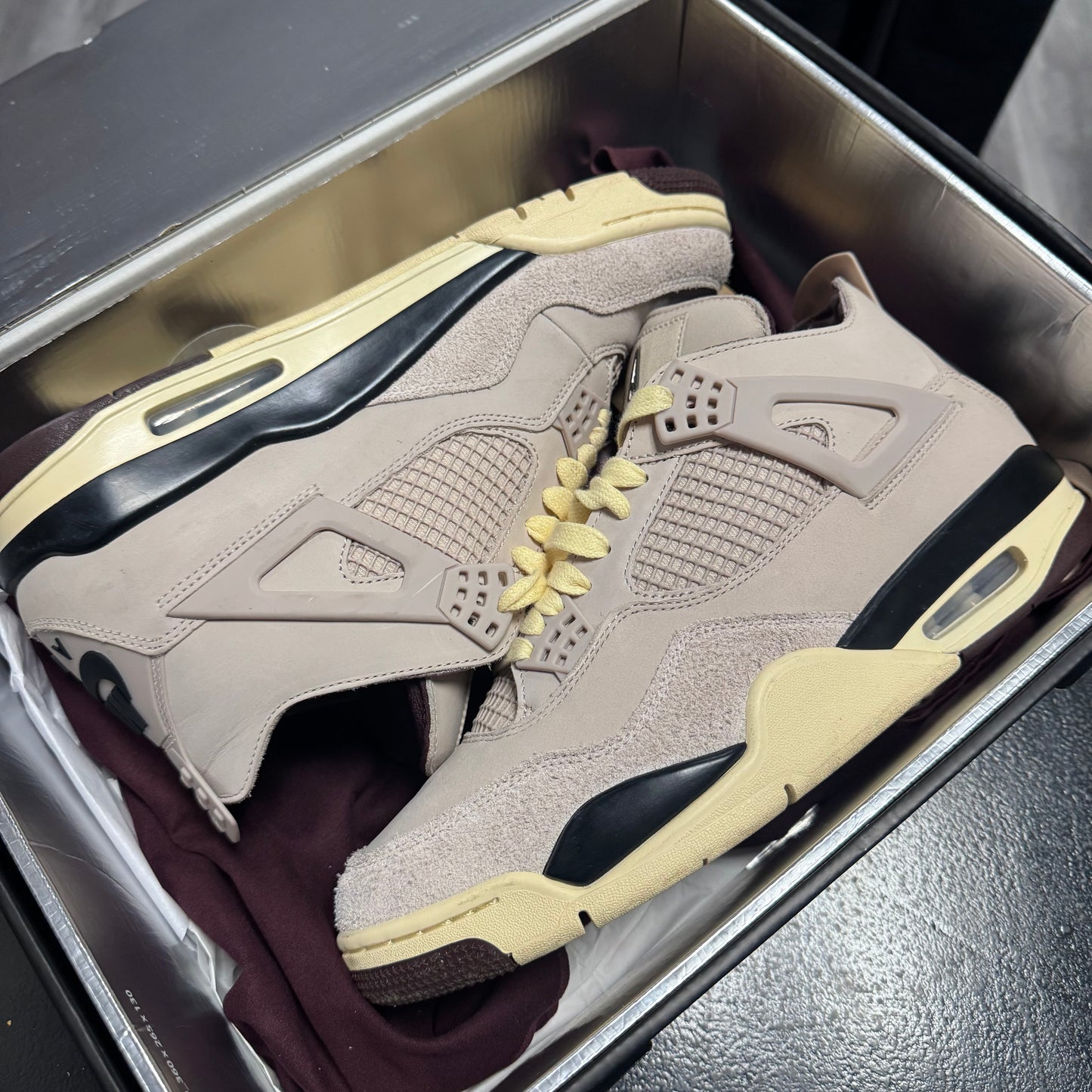 Jordan 4 A Ma Maniére While You Slept / Preowned