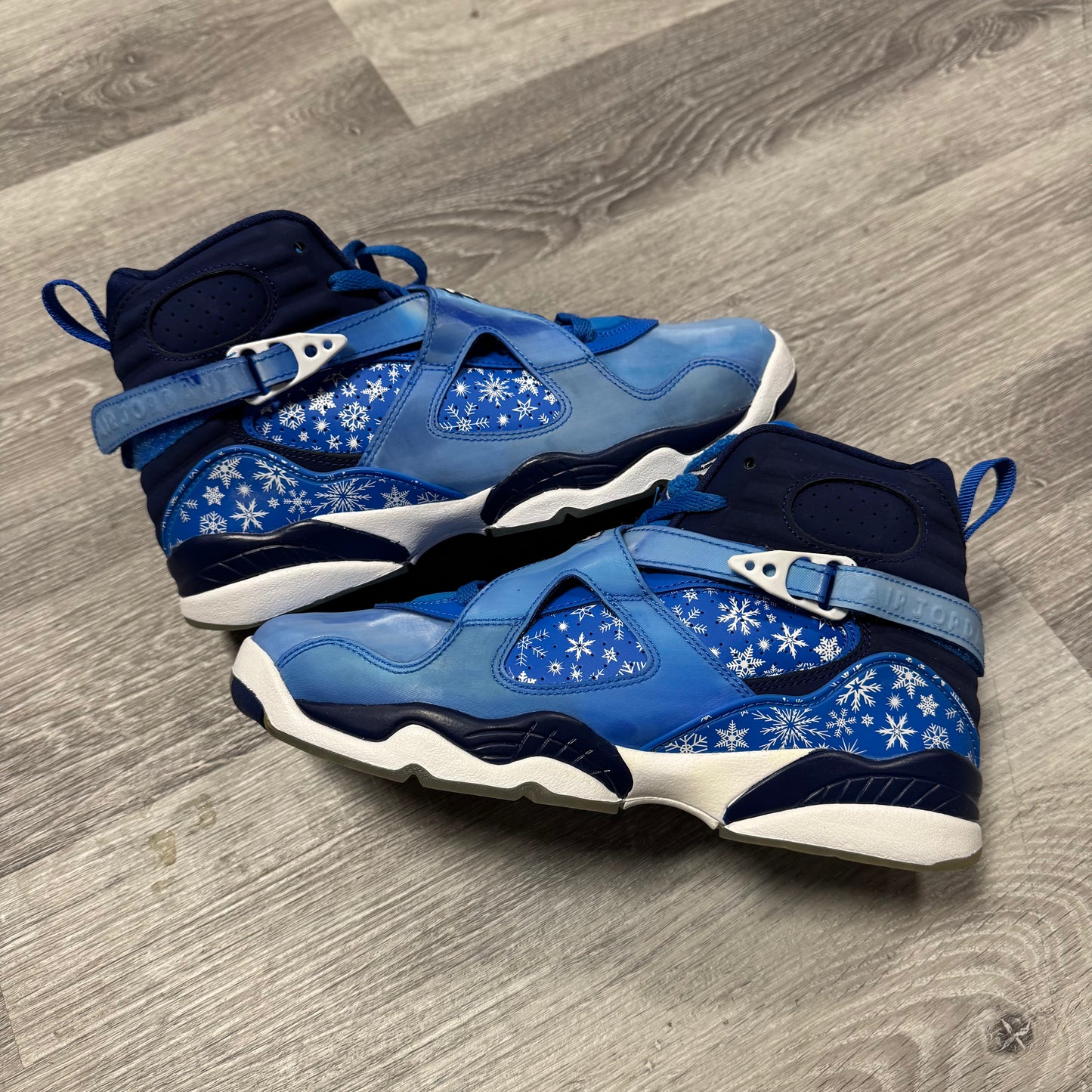 Jordan 8 Snow Blizzard / Brand New