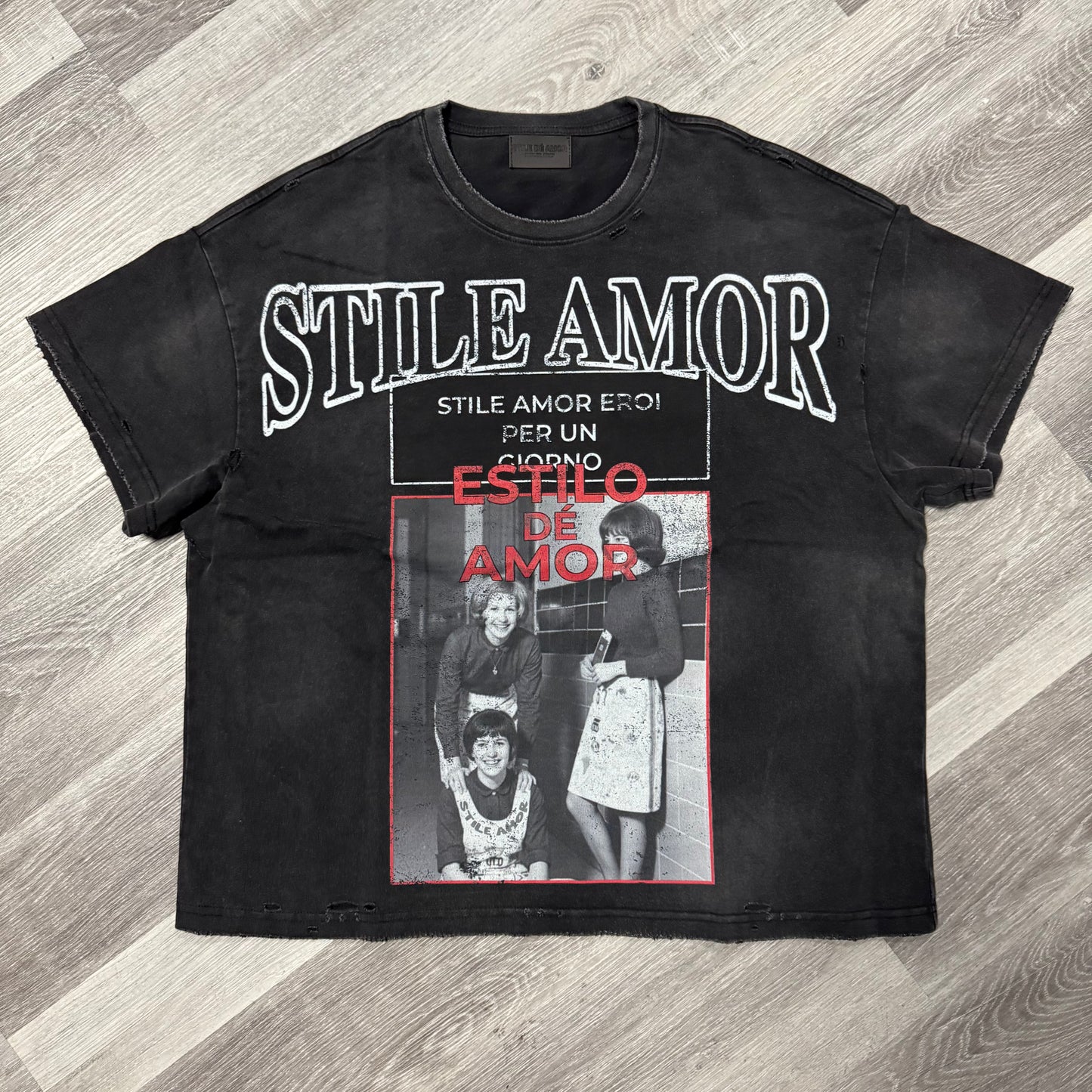 Stile De Amor Eroi Tee