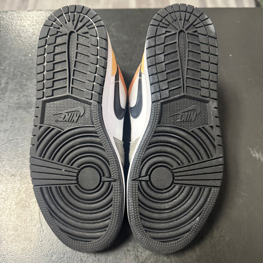 Jordan 1 Low Flight Club / Preowned