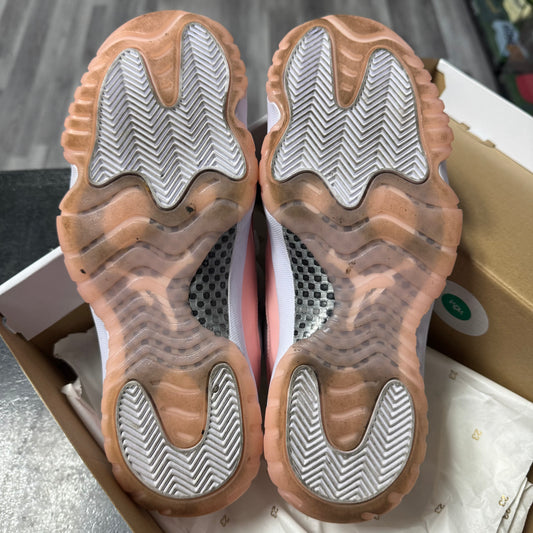Jordan 11 Low Legend Pink / Preowned