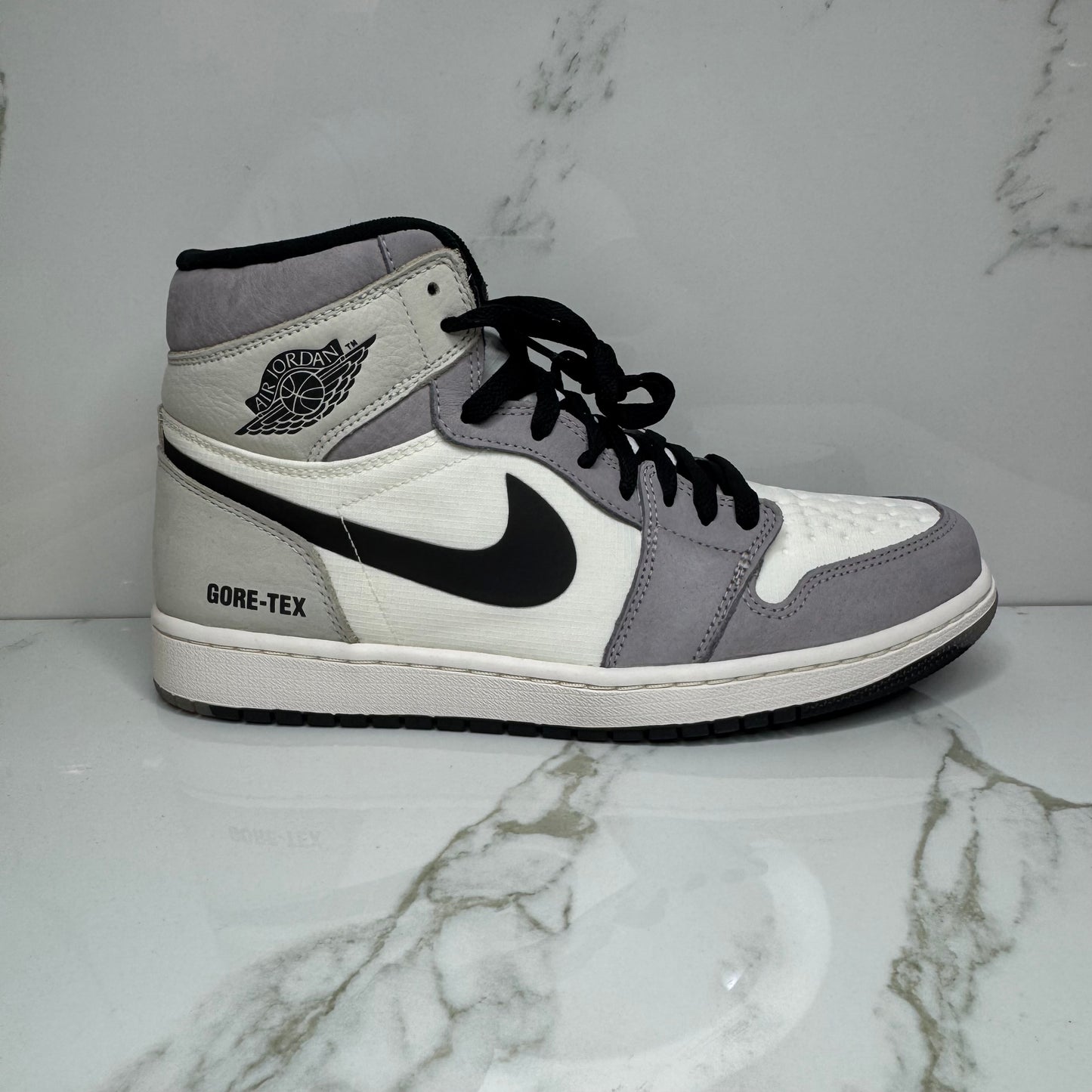 Jordan 1 Gore-Tex Light Bone / Brand New