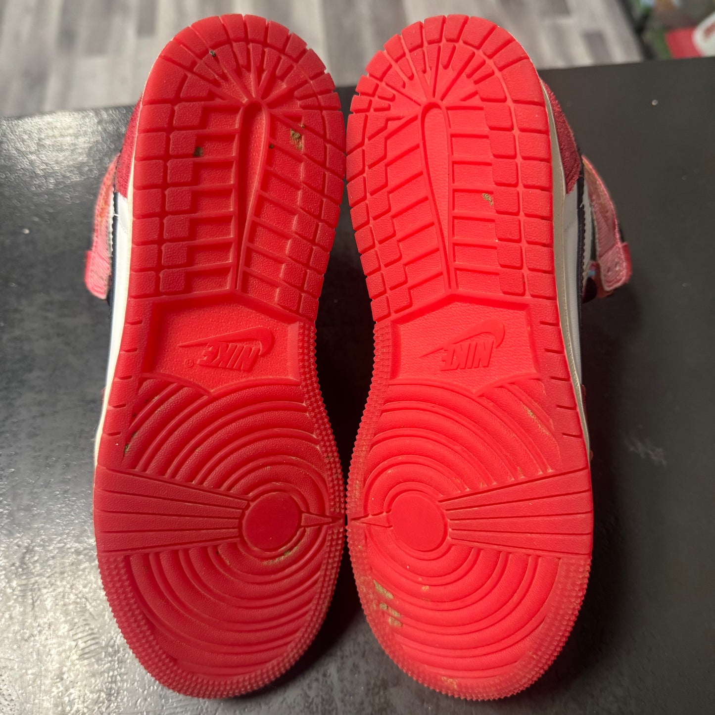 Jordan 1 Spiderverse 2.0 / Preowned