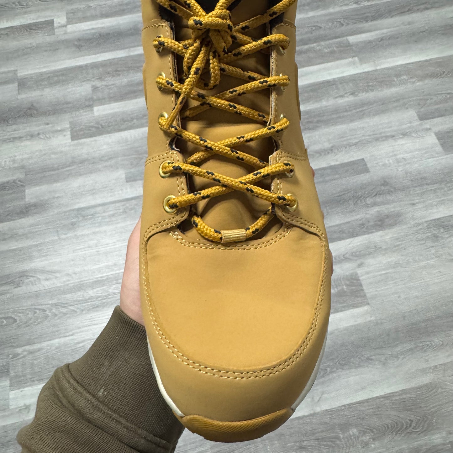 Nike Manoa Leather Boot / Brand New