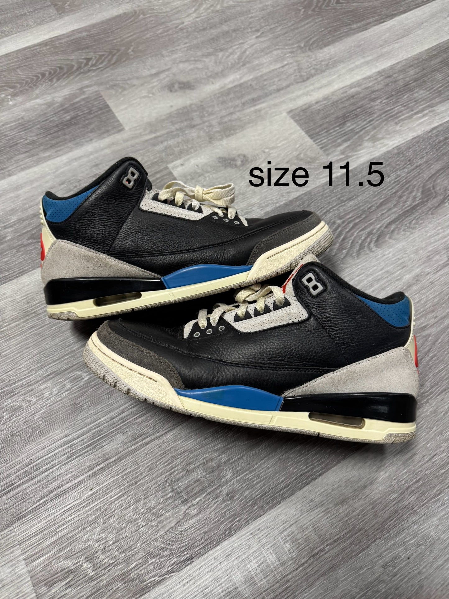 Jordan 3 Rare Air / Preowned