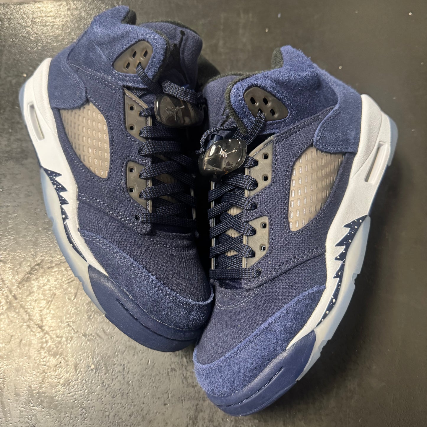 Jordan 5 Midnight Navy / Preowned