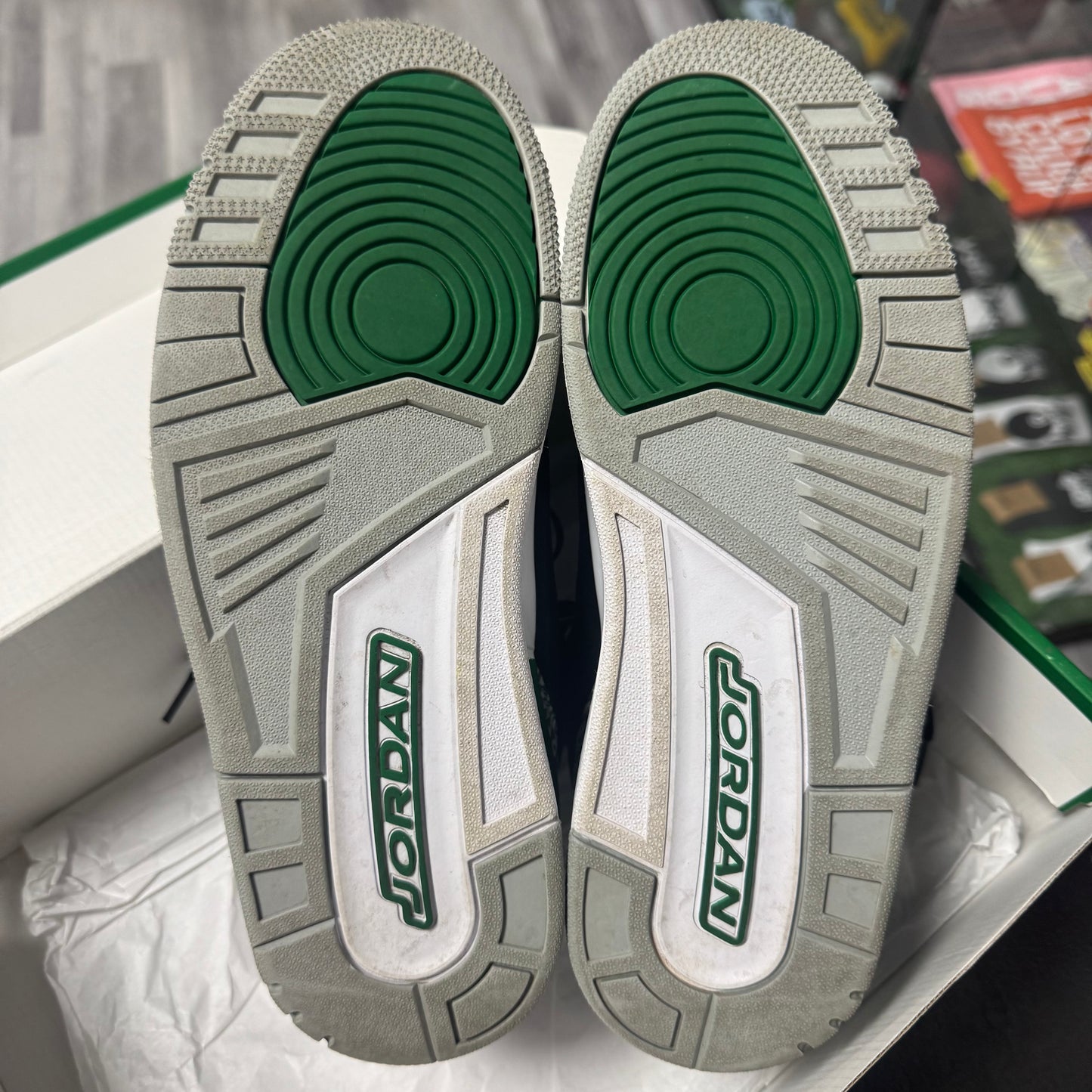 Jordan 3 Pine Green / Preowned
