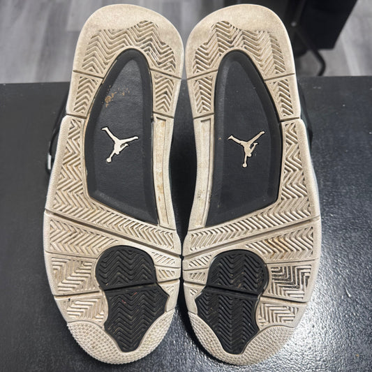 Jordan 4 Fear / Preowned