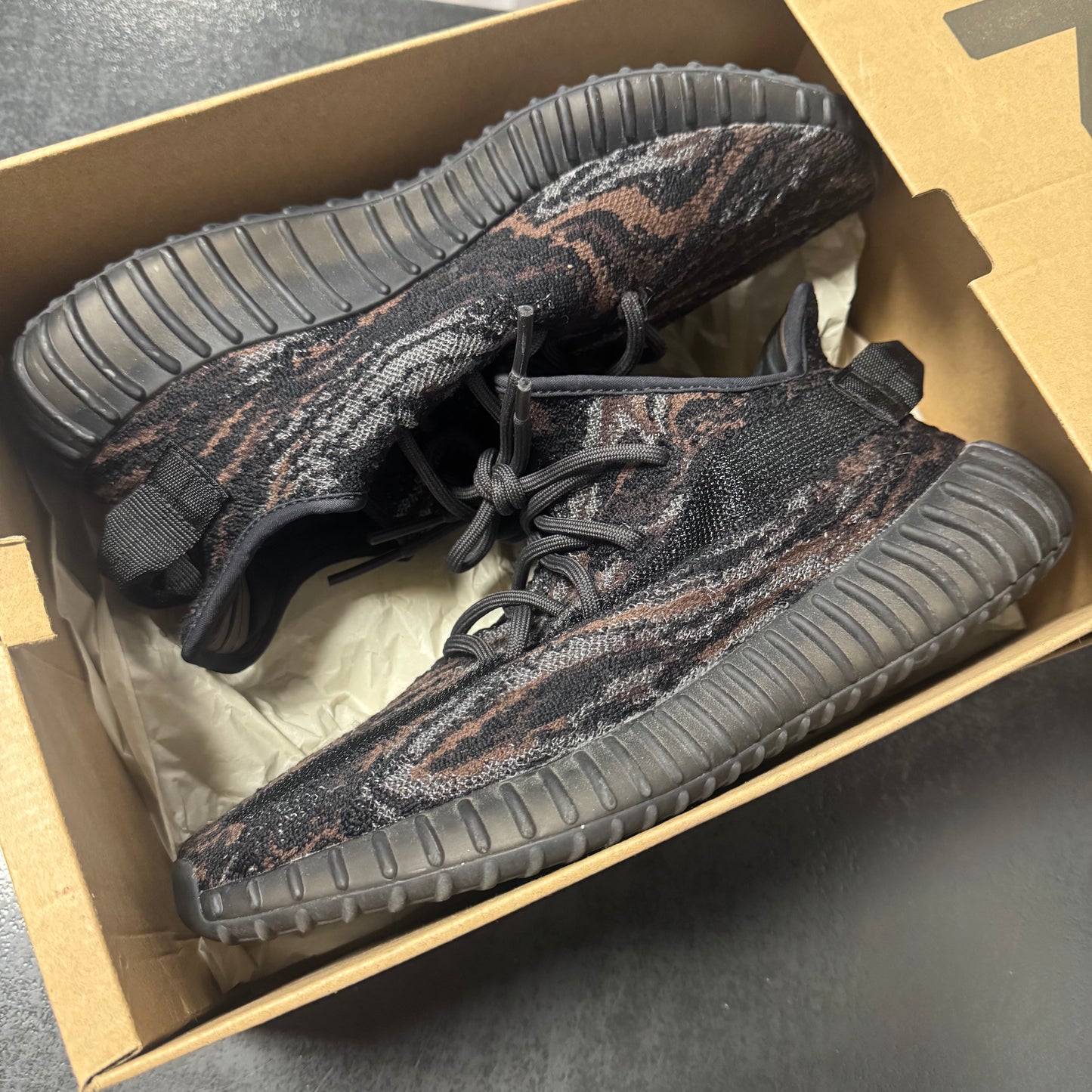 Yeezy 350 MX Rock / Preowned