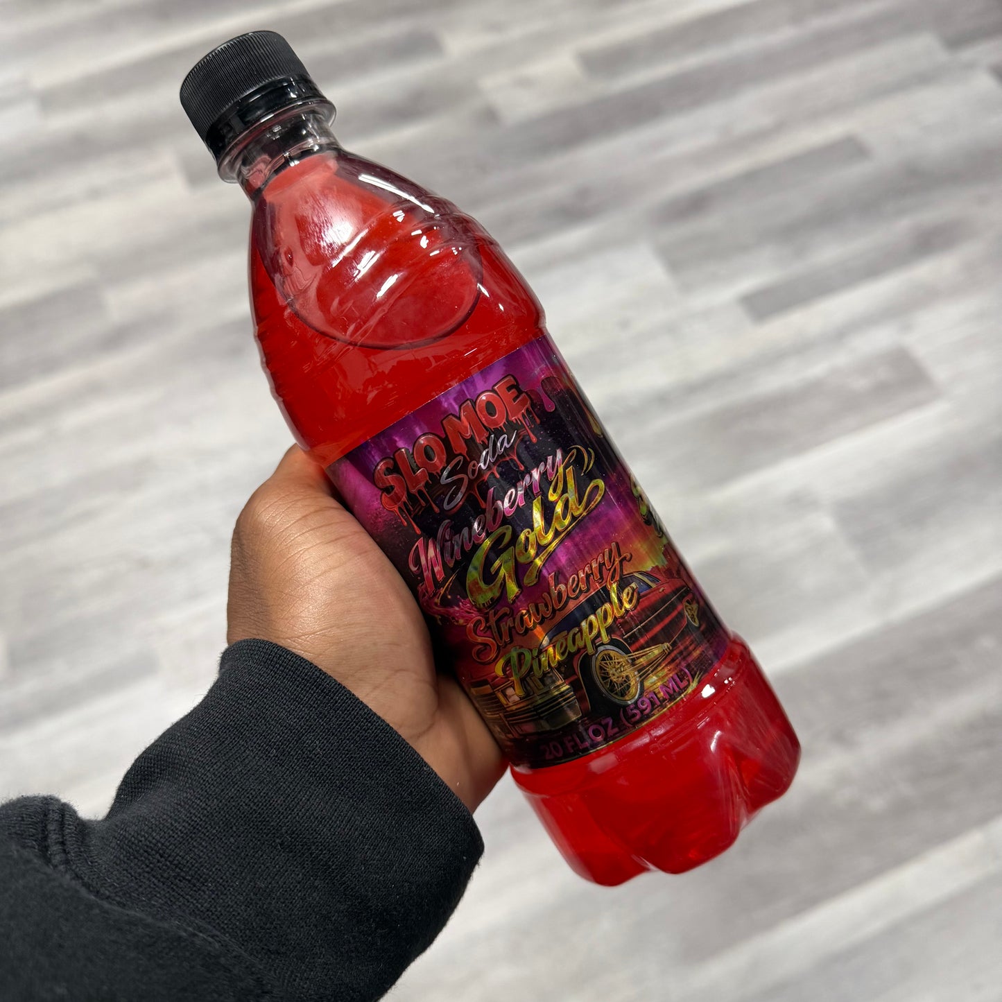 Slo Moe Soda ( Wineberry Gold/ Strawberry Pineapple)