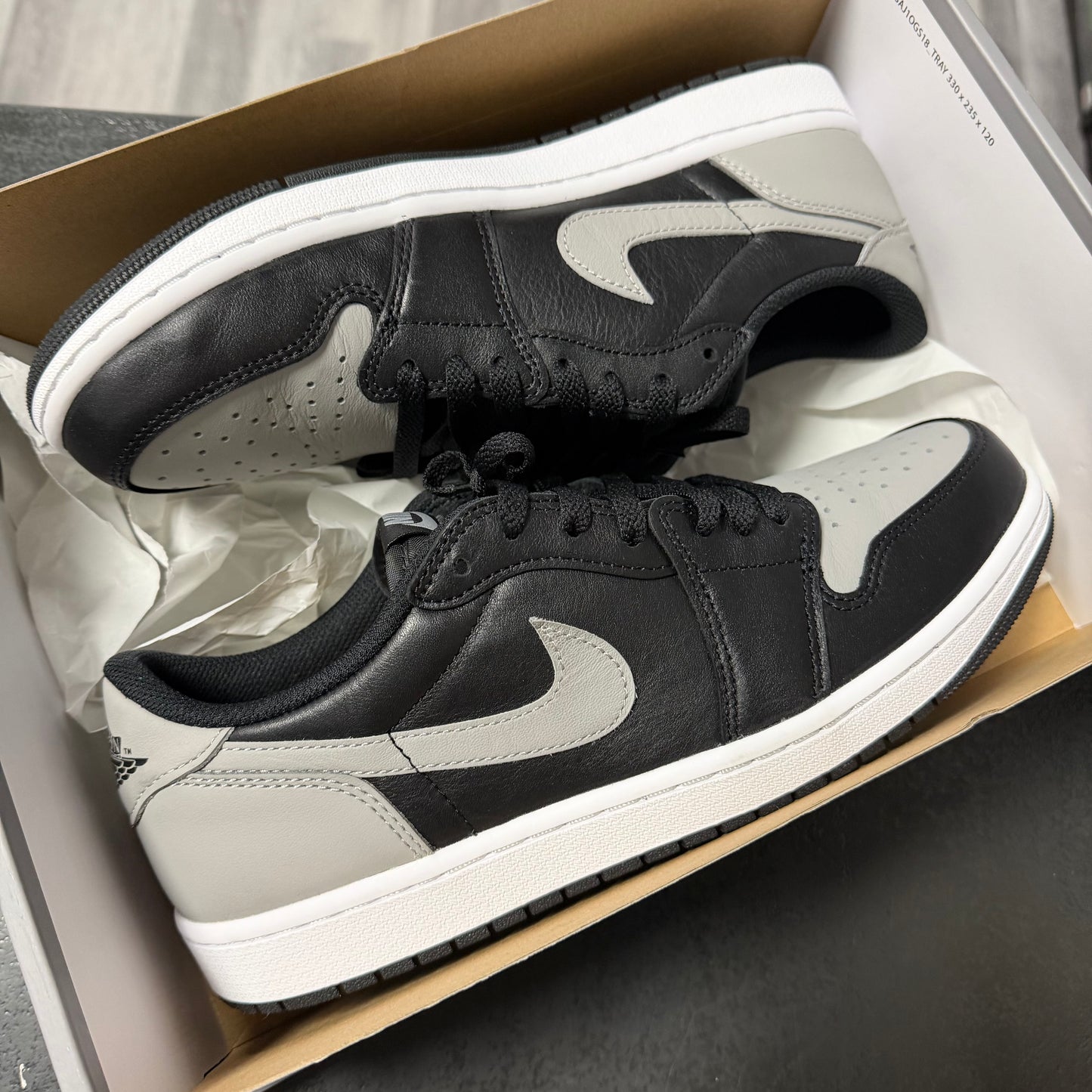 Jordan 1 Low Shadow (2024) / Preowned