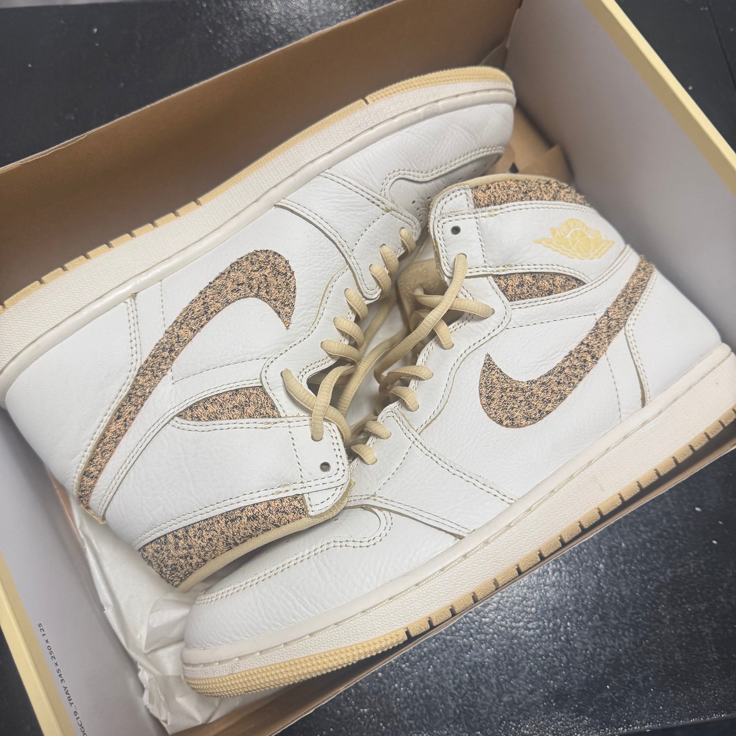 Jordan 1 Craft Vibrations Of Naija / Preowned