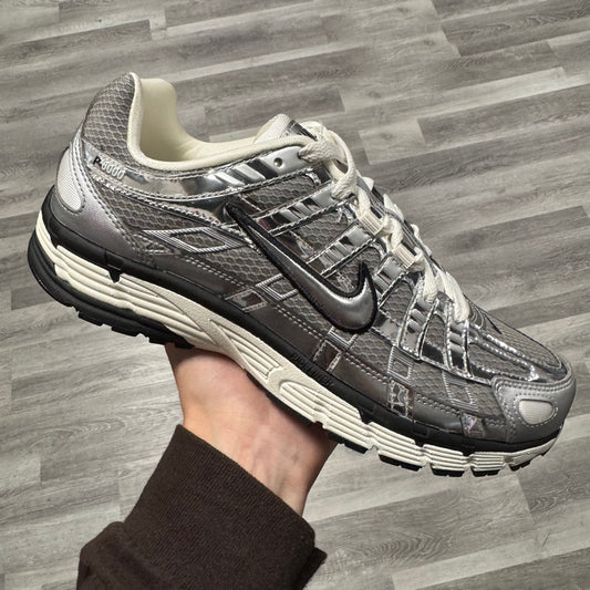 Nike P-6000 Metallic Silver / Brand New
