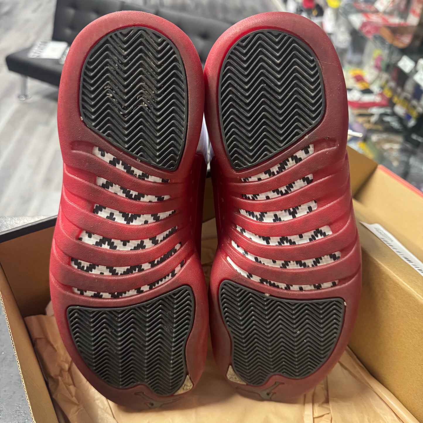 Jordan 12 Cherry / Preowned