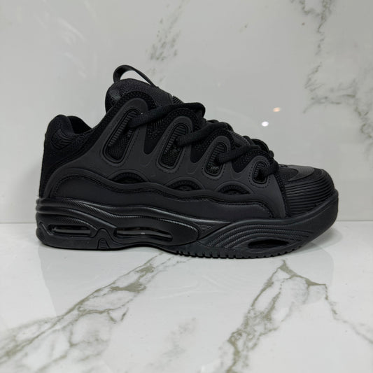 Osiris D3 Triple Black / Brand New