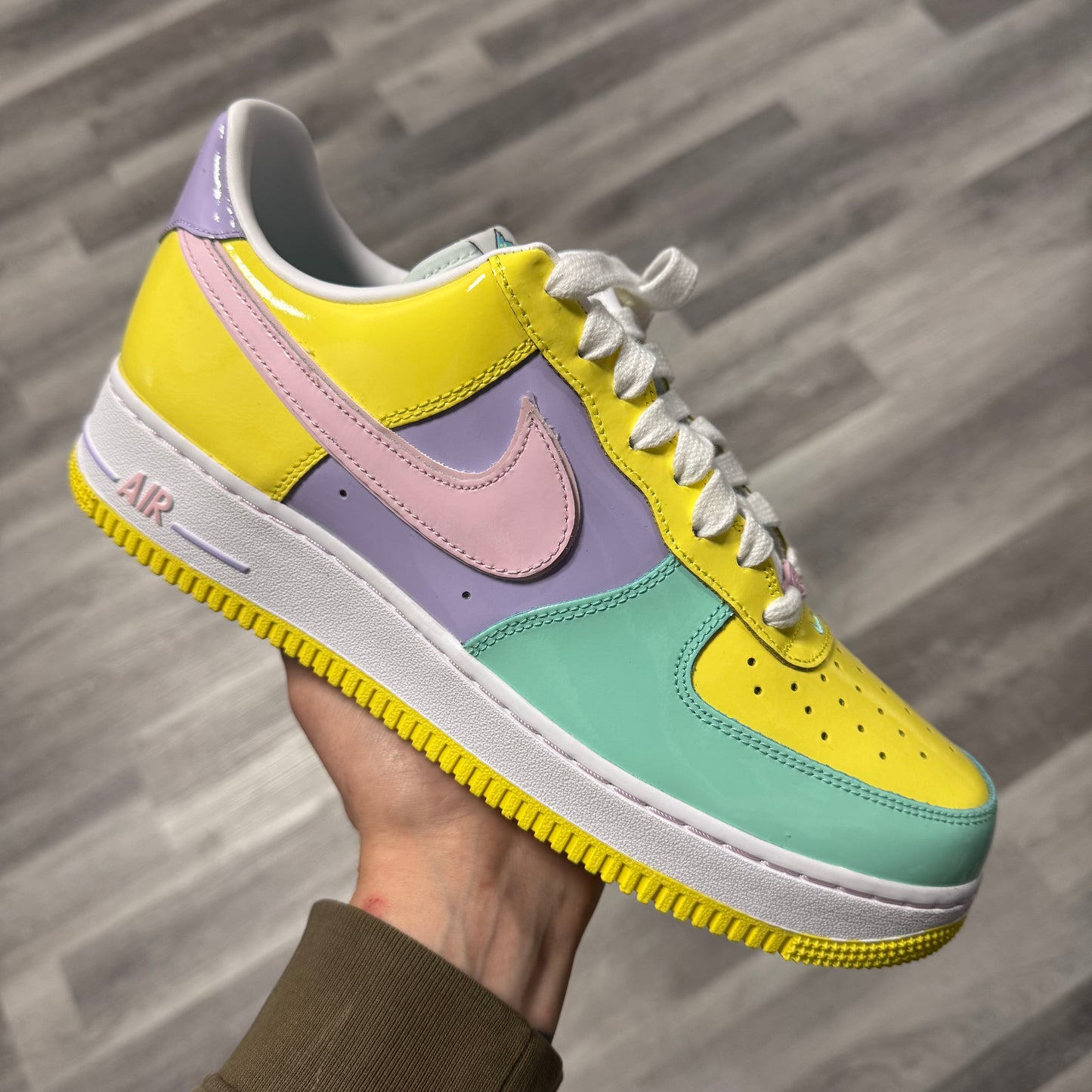 Air Force 1 Low Easter (2026) / Brand New