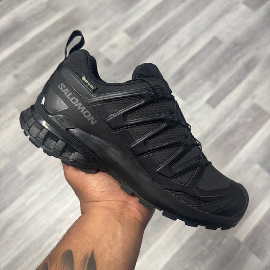 Salomon XA Pro 3D V9 Gore-Tex Black Phantom / Brand New