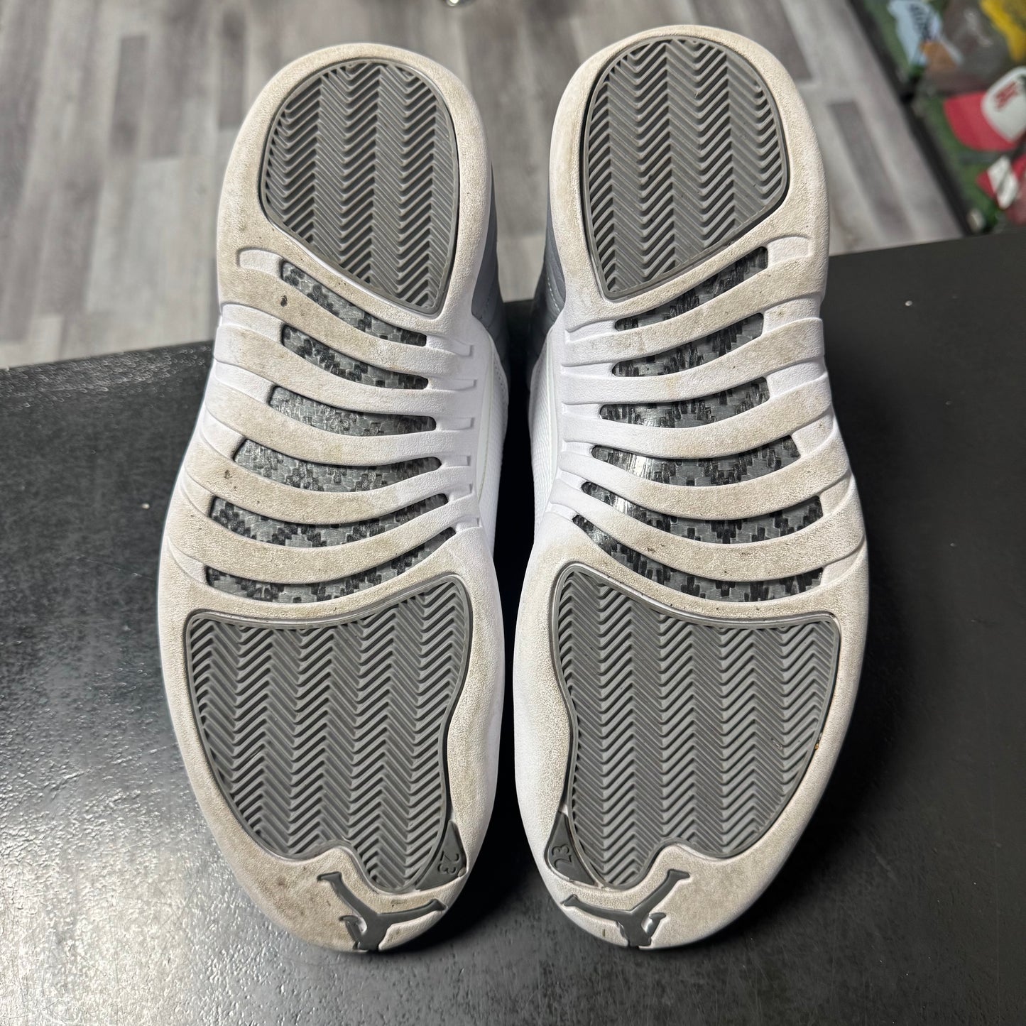 Jordan 12 Stealth / Preowned