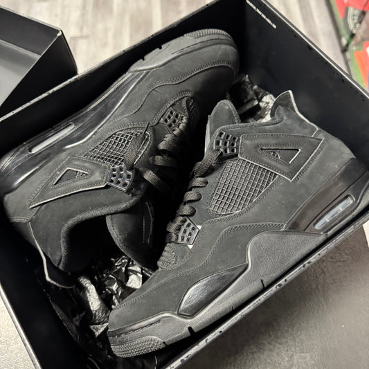 Jordan 4 Black Cat (2020) / Preowned
