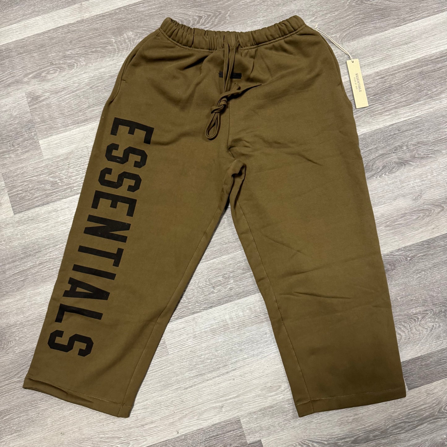Essentials Fear Of God Lounge Fleece Sweatpants (Military)