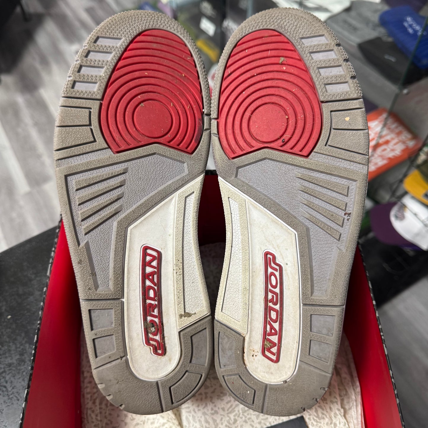 Jordan 3 White Cement (2011) / Preowned