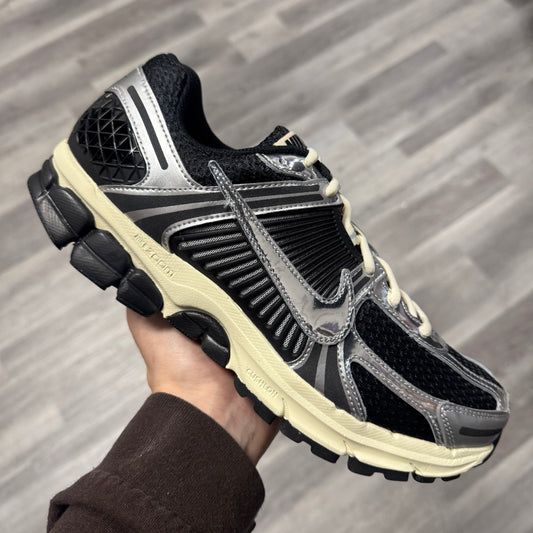 Nike Zoom Vomero 5 Black Chrome / Brand New